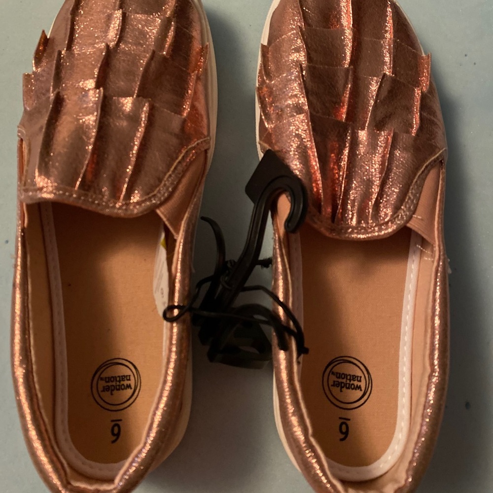 Women’s shoes
